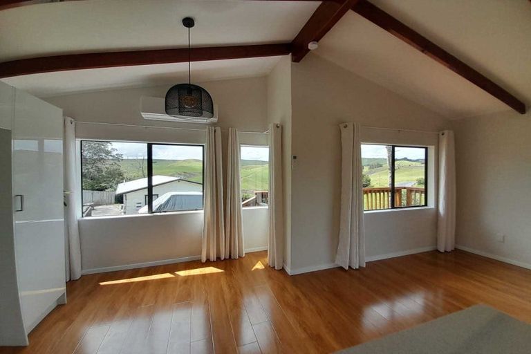 Photo of property in 7 Harrys Place, Kawakawa, 0210