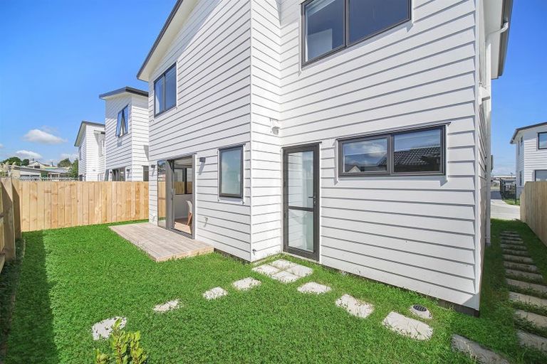 Photo of property in 890b Great South Road, Wiri, Auckland, 2104