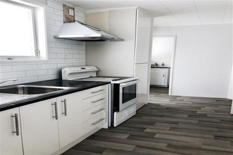 Photo of property in 30 Leaver Place, Weymouth, Auckland, 2103