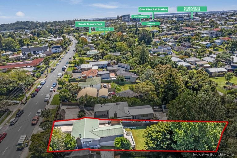 Photo of property in 90 Glendale Road, Glen Eden, Auckland, 0602