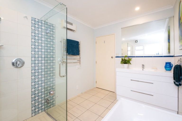 Photo of property in 6a Mission Road, Greenmeadows, Napier, 4112