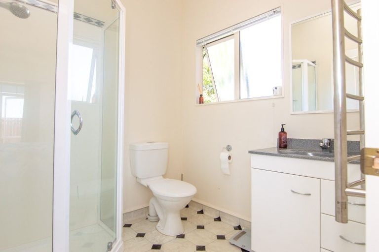 Photo of property in 38 Leander Place, Milson, Palmerston North, 4414