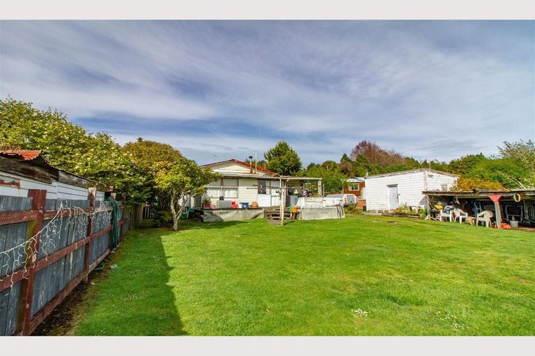 Photo of property in 25 Mount View Street, Raetihi, 4632