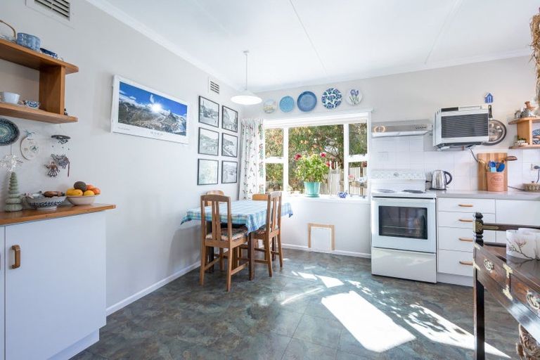 Photo of property in 16 Baldwin Road, Tasman, Upper Moutere, 7173