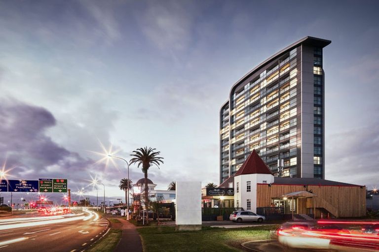 Photo of property in 1004/8 Lakewood Court, Manukau, Auckland, 2104