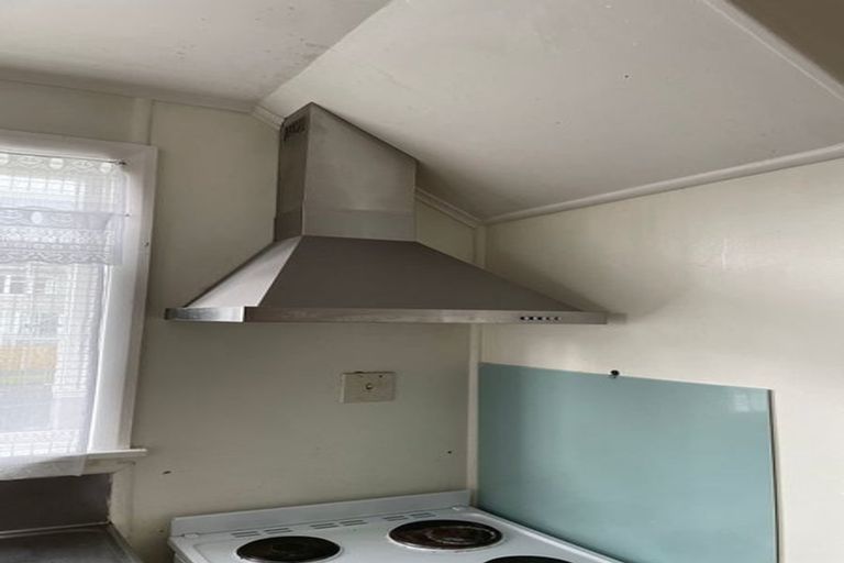 Photo of property in 26-28 Bedford Street, Cannons Creek, Porirua, 5024