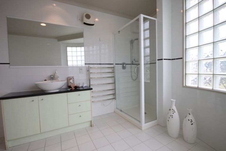 Photo of property in 6d The Dunes, Pauanui, Hikuai, 3579