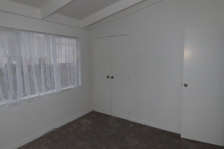 Photo of property in 77 Chichester Drive, Rosehill, Papakura, 2113