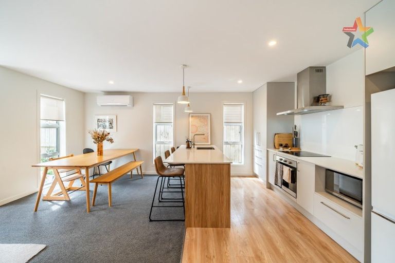 Photo of property in 11c Molesworth Street, Taita, Lower Hutt, 5011