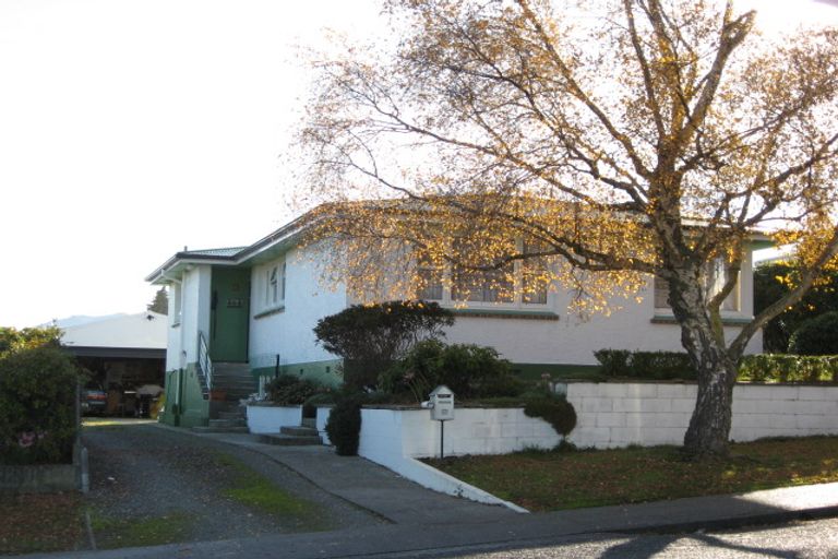 Photo of property in 56 Wentworth Street, East Gore, Gore, 9710