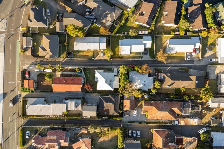 Photo of property in 6 Milburn Lane, Hillcrest, Hamilton, 3216