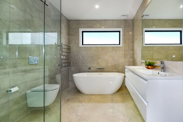 Photo of property in 161 Hackthorne Road, Cashmere, Christchurch, 8022