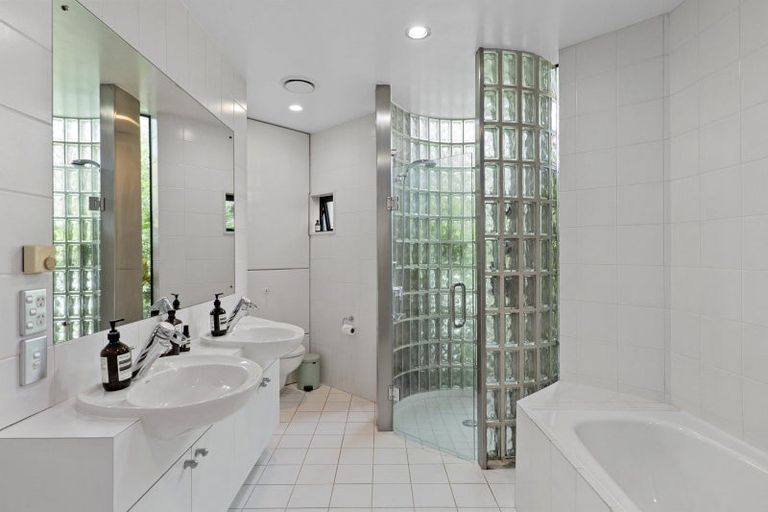 Photo of property in 8 Harrods Court, Ilam, Christchurch, 8053