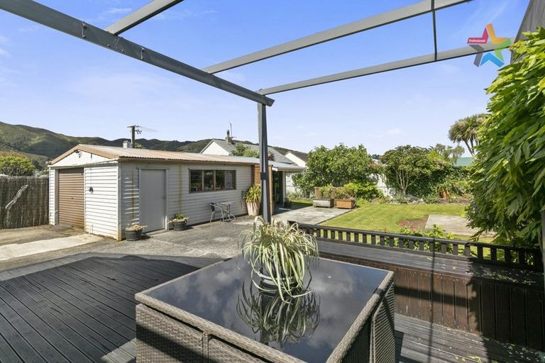 Photo of property in 1 Anson Grove, Naenae, Lower Hutt, 5011