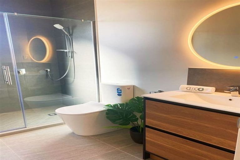 Photo of property in 54 Horokaka Street, Massey, Auckland, 0614