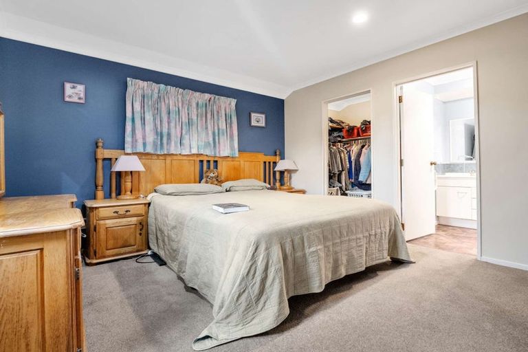 Photo of property in 2 Saxon Woods Drive, Rototuna North, Hamilton, 3210