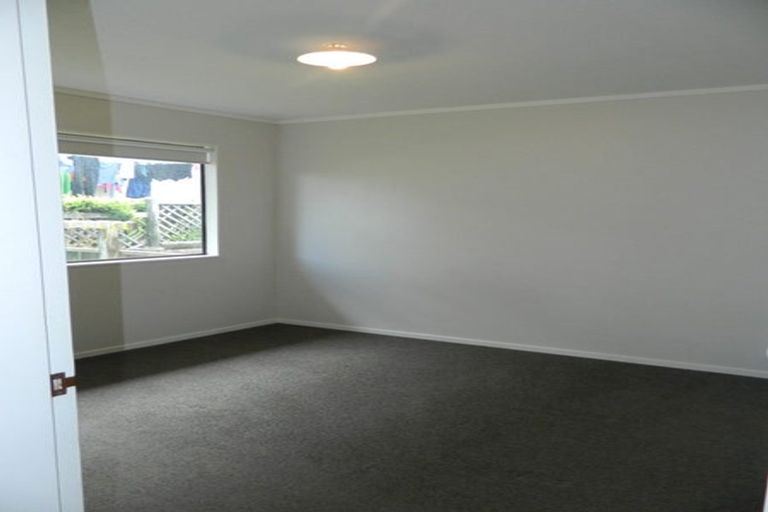 Photo of property in 5 Vella Street, Titahi Bay, Porirua, 5022