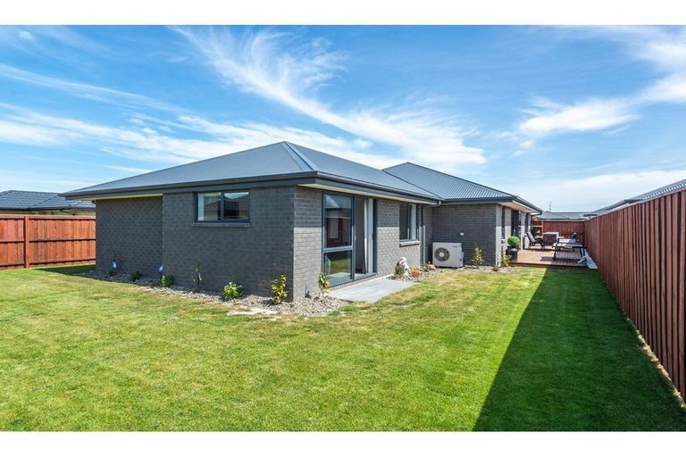 Photo of property in 37 Avanda Avenue, Rolleston, 7615