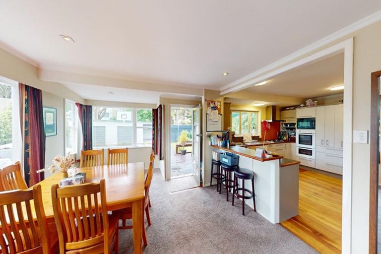 Photo of property in 11 Heatley Avenue, Hokowhitu, Palmerston North, 4410