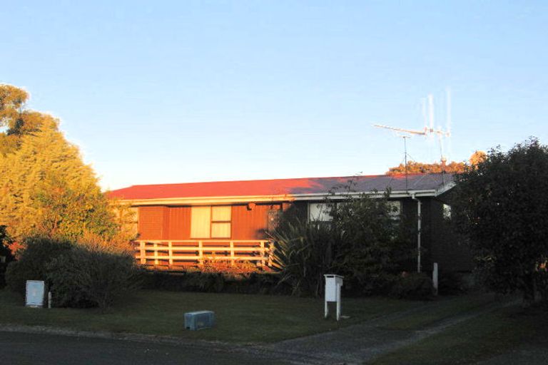 Photo of property in 3 Ngatuku Place, Tokoroa, 3420