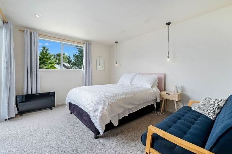 Photo of property in 22 Frye Crescent, Albert Town, Wanaka, 9305