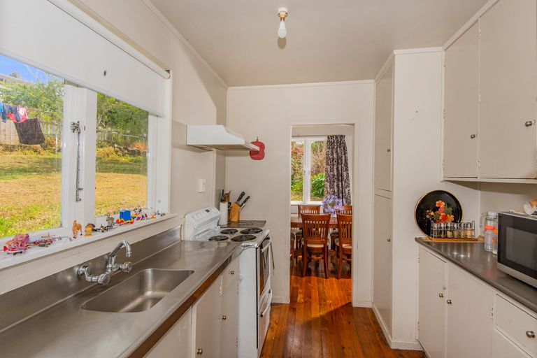 Photo of property in 18 Mcmillan Avenue, Te Kamo, Whangarei, 0112