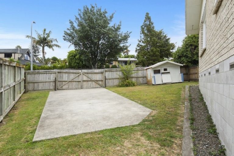 Photo of property in 1 Highfield Crescent, Brookfield, Tauranga, 3110