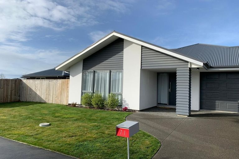 Photo of property in 71 Whincops Road, Halswell, Christchurch, 8025