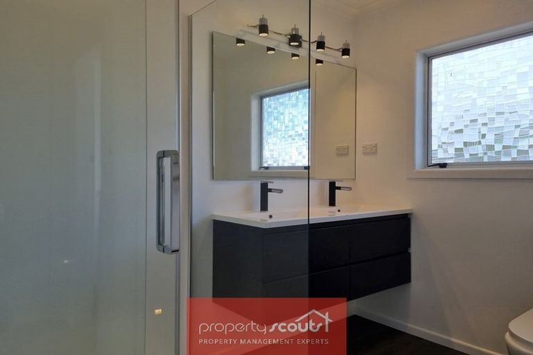 Photo of property in 17 Brookes Street, Inglewood, 4330