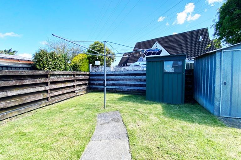 Photo of property in 93 Edgewater Drive, Pakuranga, Auckland, 2010