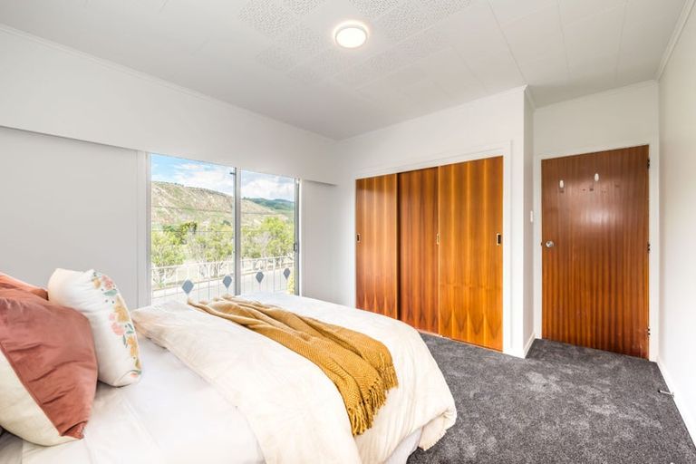 Photo of property in 41 Aorangi Road, Paraparaumu, 5032