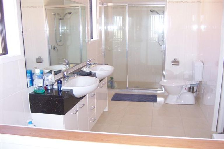 Photo of property in 60 Nautilus Drive, Gulf Harbour, Whangaparaoa, 0930