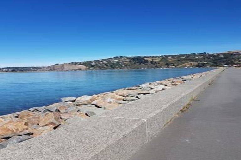 Photo of property in 2/57a Beachville Road, Redcliffs, Christchurch, 8081