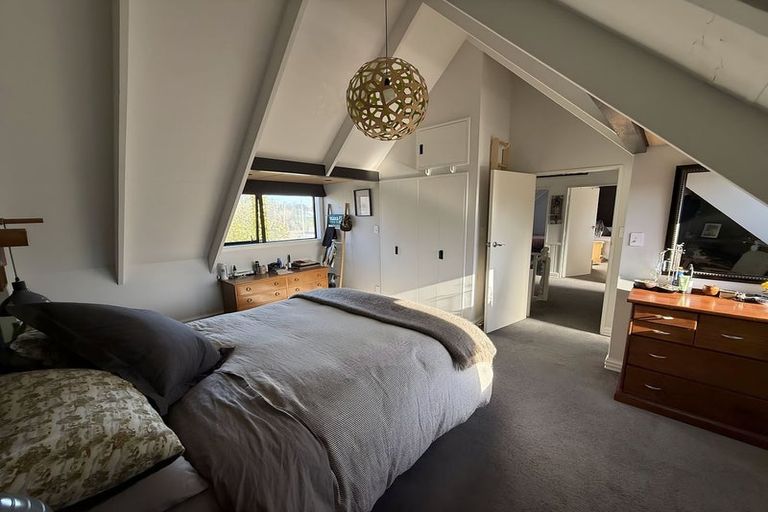 Photo of property in 1 Swithland Place, Avonhead, Christchurch, 8042