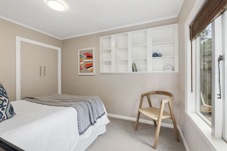 Photo of property in 2 Ngaio Street, Eastbourne, Lower Hutt, 5013