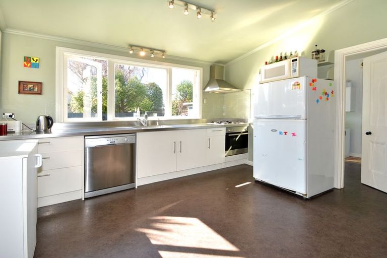 Photo of property in 69 Fitzroy Street, Caversham, Dunedin, 9012