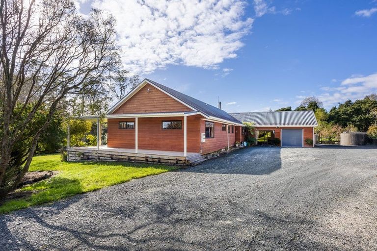 Photo of property in 692 Wayby Station Road, Wellsford, 0972