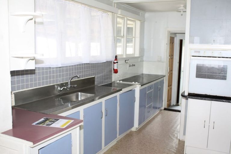 Photo of property in 10 Holmes Avenue, Otangarei, Whangarei, 0112