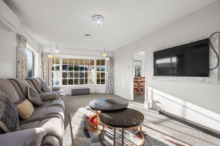 Photo of property in 12 Springmead Place, Hornby, Christchurch, 8042