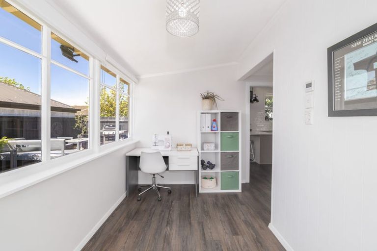 Photo of property in 74 Selwyn Street, Somerfield, Christchurch, 8024