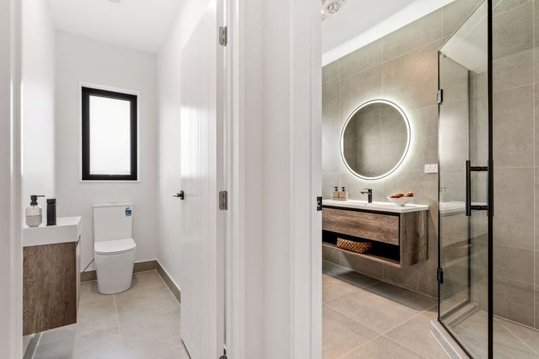 Photo of property in 35 Brigitte View, Snells Beach, 0920