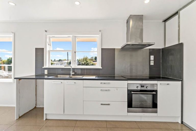 Photo of property in 80 Mcannalley Street, Manurewa East, Auckland, 2102