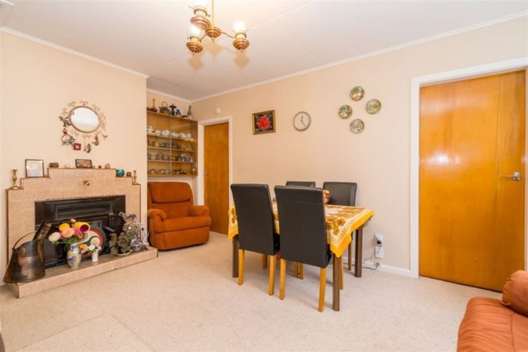 Photo of property in 8 Railway Lane, Outram, 9019