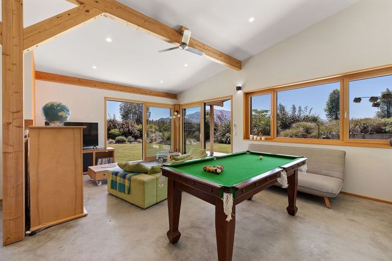 Photo of property in Kane Road, Hawea Flat, Lake Hawea, 9382