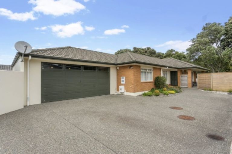 Photo of property in 6a Elizabeth Street, Orewa, 0931