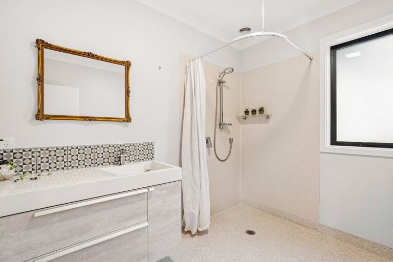 Photo of property in 115 Lowburn Valley Road, Lowburn, Cromwell, 9384