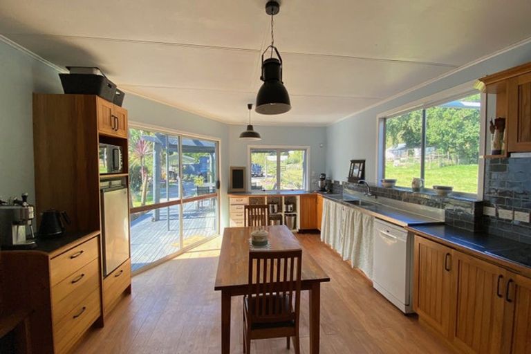 Photo of property in 490 River Road, Kumeroa, Woodville, 4997