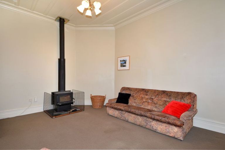 Photo of property in 69 Fitzroy Street, Caversham, Dunedin, 9012