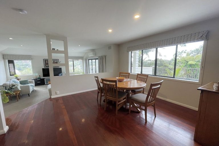 Photo of property in 1/86 Saddleback Rise, Murrays Bay, Auckland, 0630