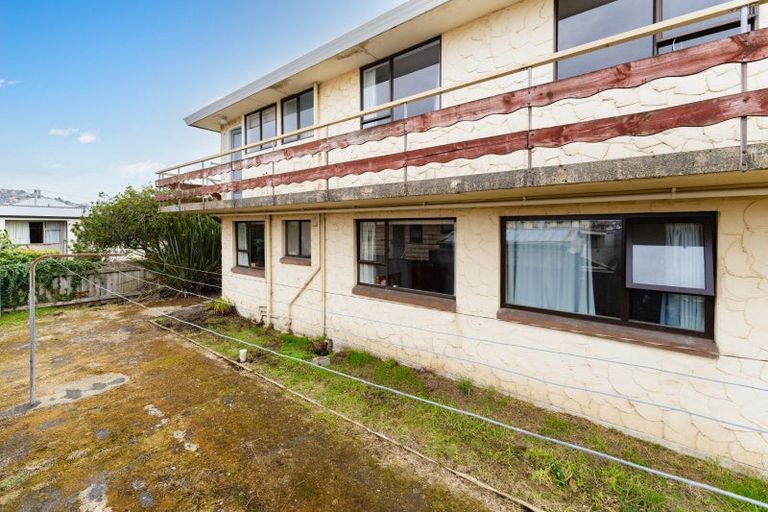 Photo of property in 90c Reid Road, South Dunedin, Dunedin, 9012